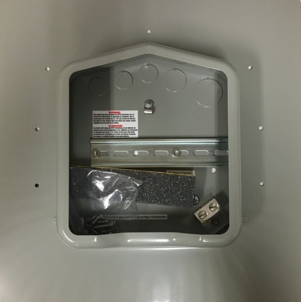 Soladeck Flashed PV Roof Mount 600VDC 120 Amp
